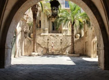 Palazzo Castelluccio in Noto, Innenhof